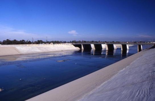 Los Angeles_LA River (2003) (002) (002).jpg